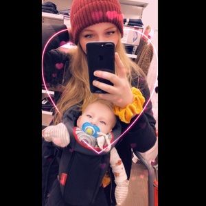 Meet your Posher, Kaitlyn